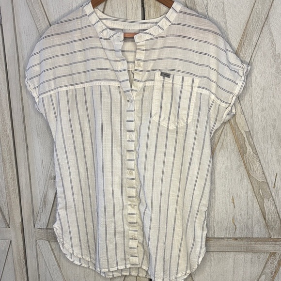 100% Cotton Casual Striped Button-Down Shirt - Picture 2 of 9
